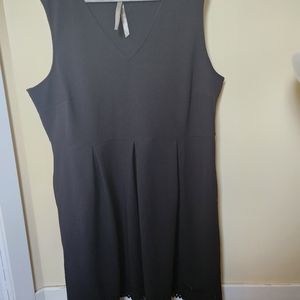 Classic plus side black dress